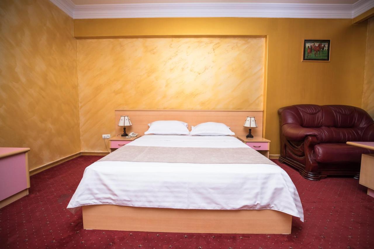 Nor Dzoraberd Hotel Complex Erévan Extérieur photo