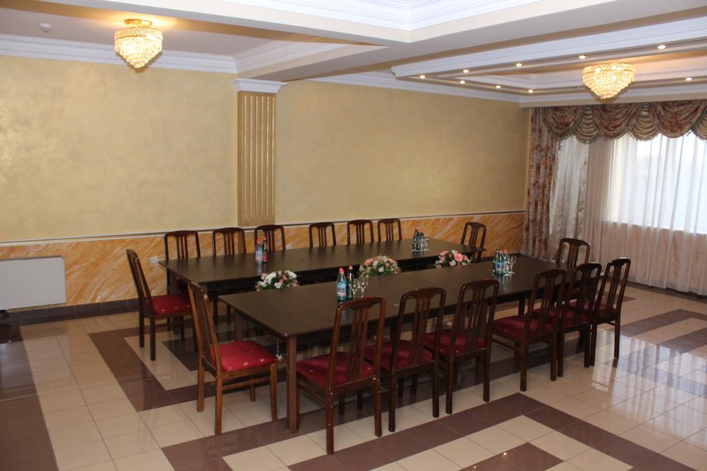 Nor Dzoraberd Hotel Complex Erévan Extérieur photo